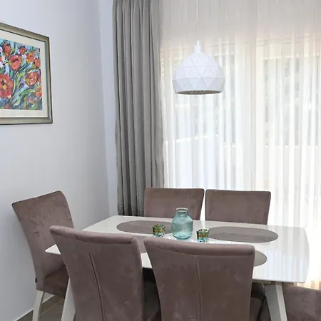One Bedroom Zefir Near Stikovica *