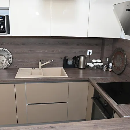 One Bedroom Zefir Near Stikovica Zaton (Dubrovnik-Neretva)