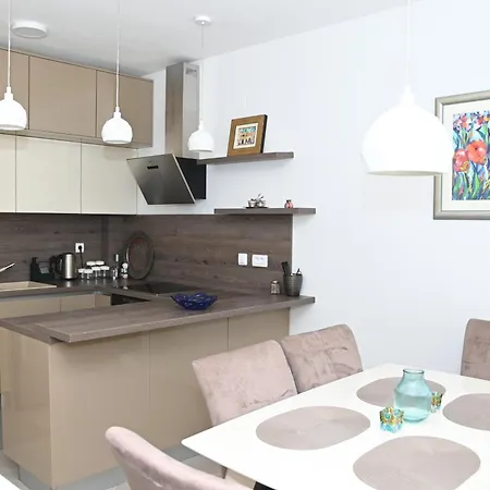 One Bedroom Zefir Near Stikovica * Zaton (Dubrovnik-Neretva)