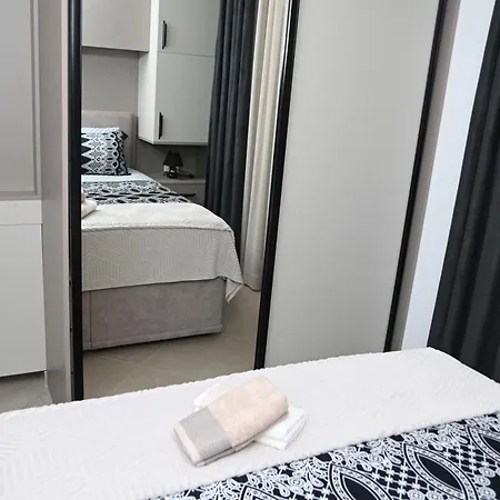 One Bedroom Zefir Near Stikovica Apartment