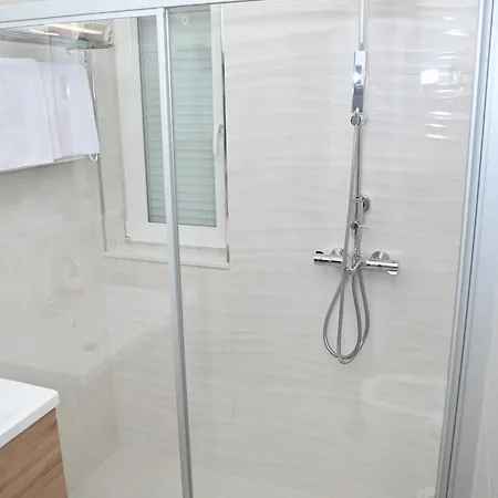 Apartment One Bedroom Zefir Near Stikovica