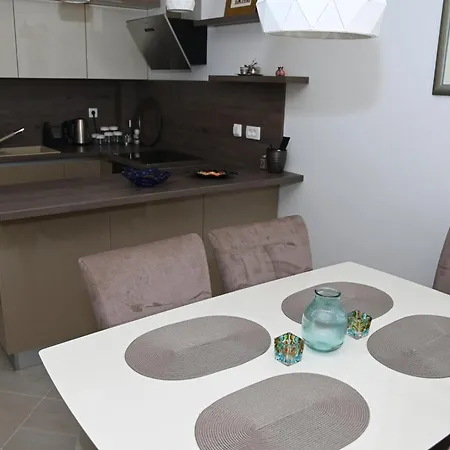 One Bedroom Zefir Near Stikovica * Zaton (Dubrovnik-Neretva)