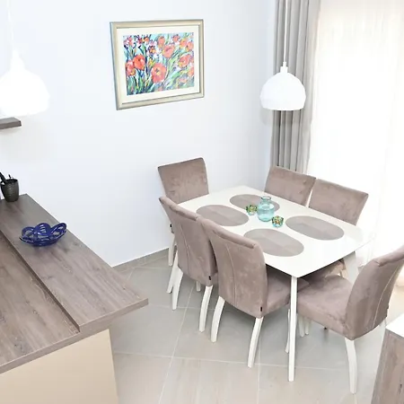 One Bedroom Zefir Near Stikovica * Zaton (Dubrovnik-Neretva)
