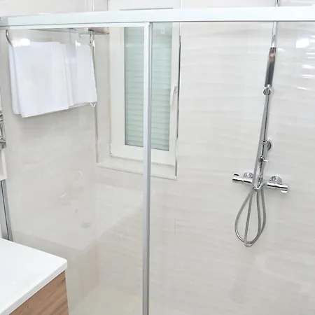One Bedroom Zefir Near Stikovica