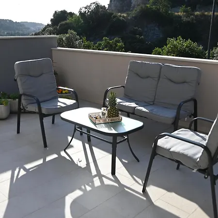 Apartment One Bedroom Zefir Near Stikovica Zaton (Dubrovnik-Neretva)