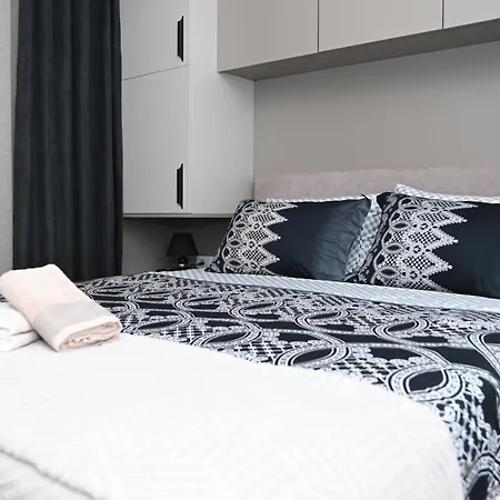 One Bedroom Zefir Near Stikovica * Zaton (Dubrovnik-Neretva)