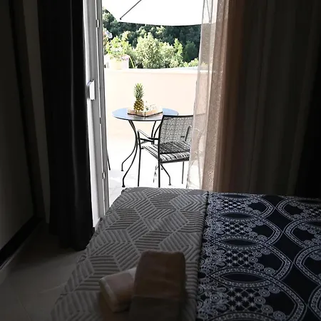 One Bedroom Zefir Near Stikovica * Zaton (Dubrovnik-Neretva)
