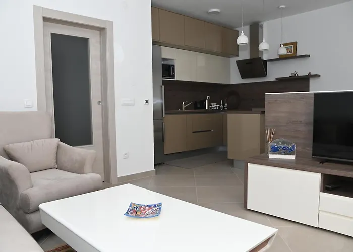 One Bedroom Zefir Near Stikovica