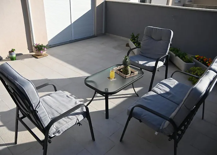 One Bedroom Zefir Near Stikovica *