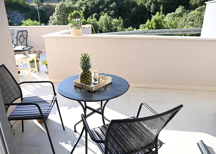 Apartment One Bedroom Zefir Near Stikovica Zaton (Dubrovnik-Neretva)